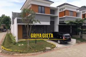Rumah Mewah dan Nyaman di The Akasia Terrace Raya Pondok Petir Depok