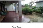 Dijual rumah 2 lantai EX klinik  di Cipinang Besar Selatan Jakarta Timur.