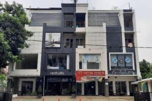 Disewakan Ruko lantai Dasar luas 83m2  di Bulungan, Blok M 