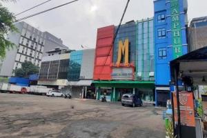 Disewakan Ruko 4 lantai , Luas 272m2 di Saharjo , Tebet