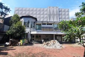Disewakan  Ruang Usaha 1500m2  di Metro Pondok Indah 
