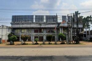 Disewakan Untuk  Showroom, Foodcourt   2 lantai, Luas 1500m2, Ciputat Raya 